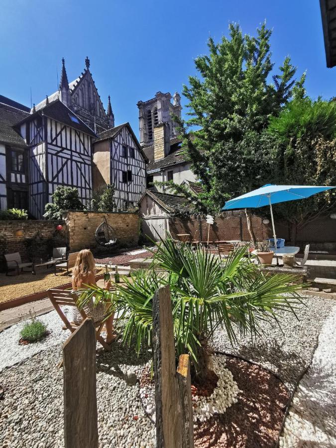 Les Cieux De La Cathedrale - Calme - Jardin - Wifi Apartamento Troyes Exterior foto
